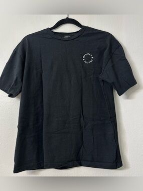 Primark  Mickey Mouse cotton t-shirt with white embroidery #disney #mickeymouse